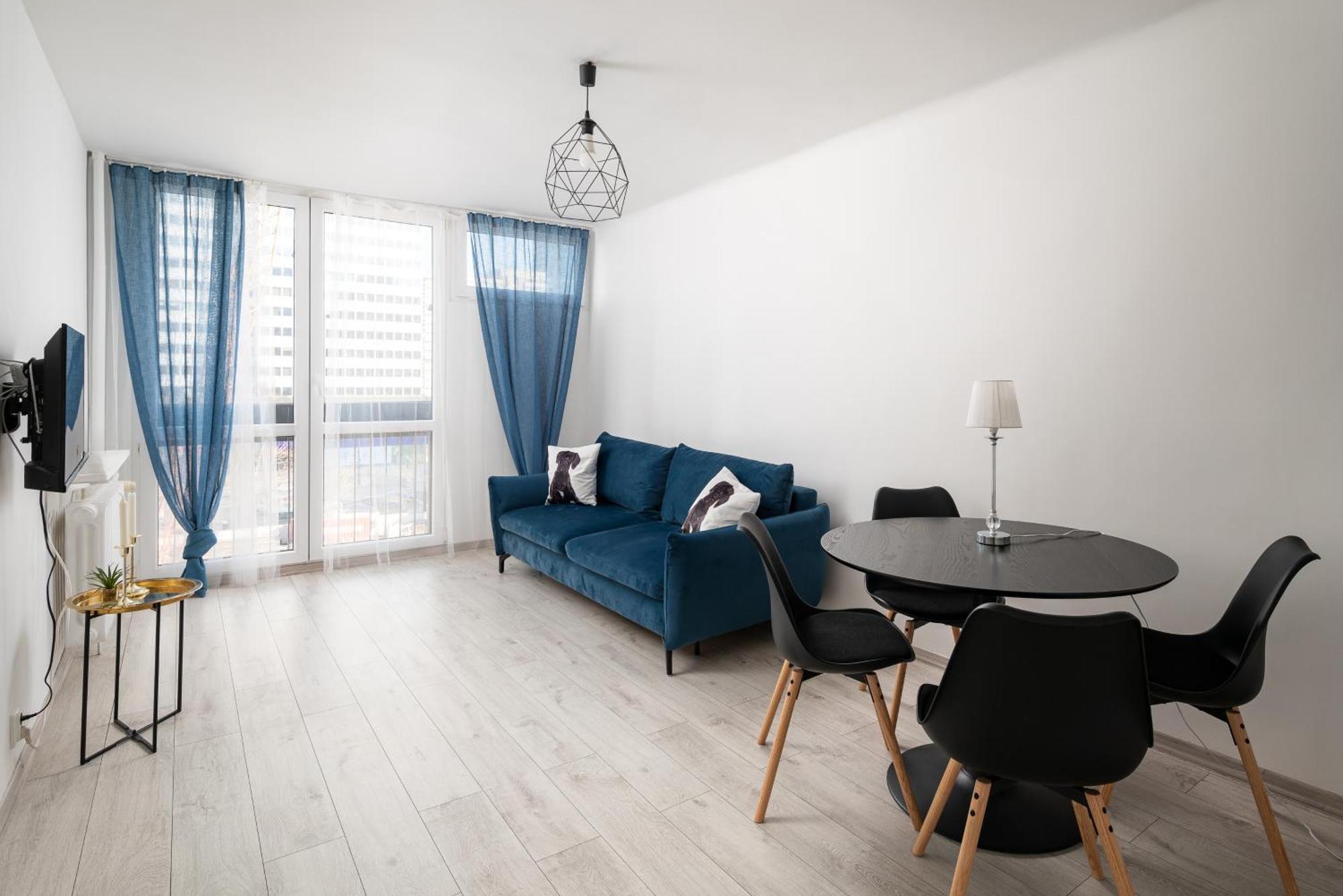 ורשה Grzybowska Blue City Centre Apartment מראה חיצוני תמונה