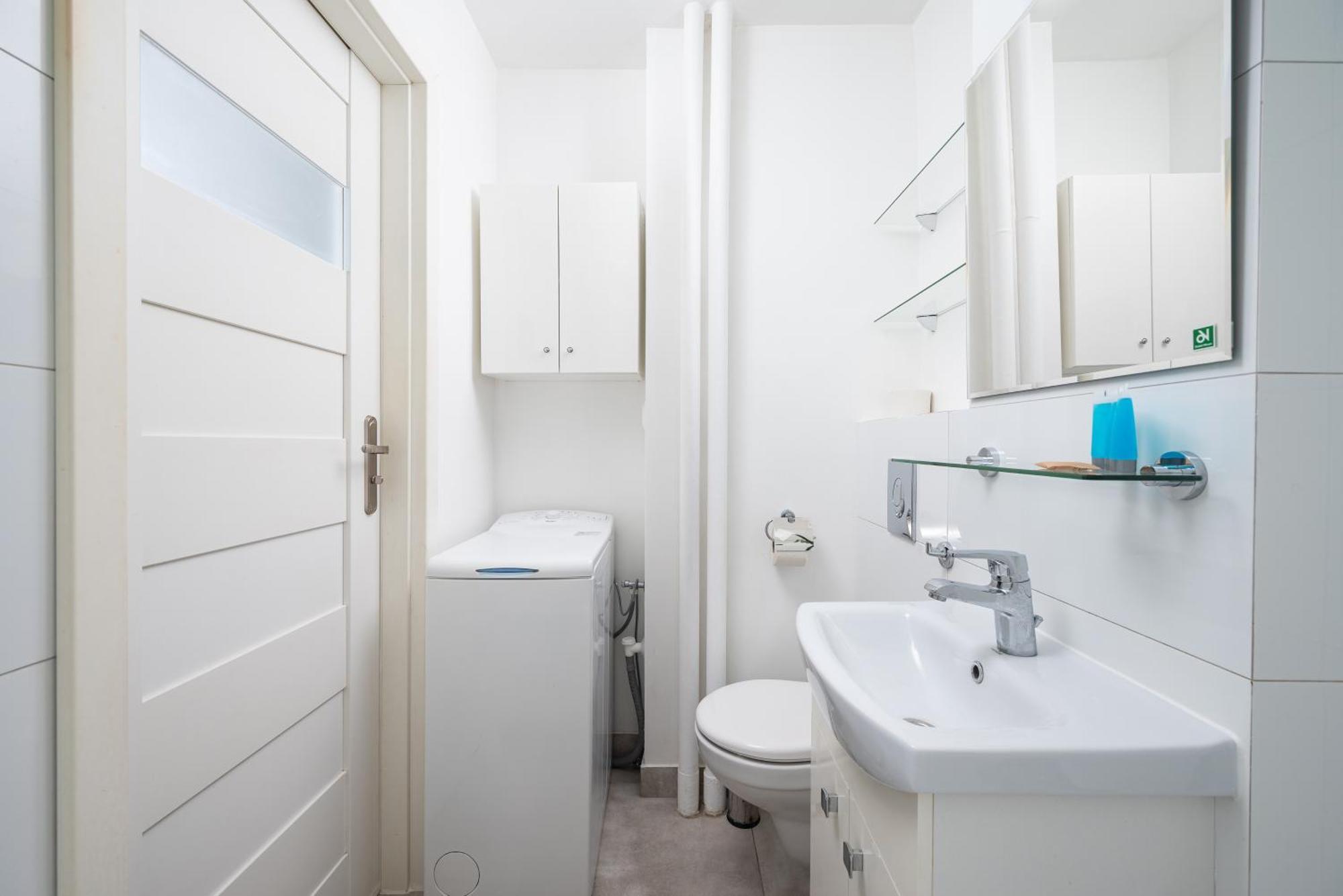 ורשה Grzybowska Blue City Centre Apartment מראה חיצוני תמונה