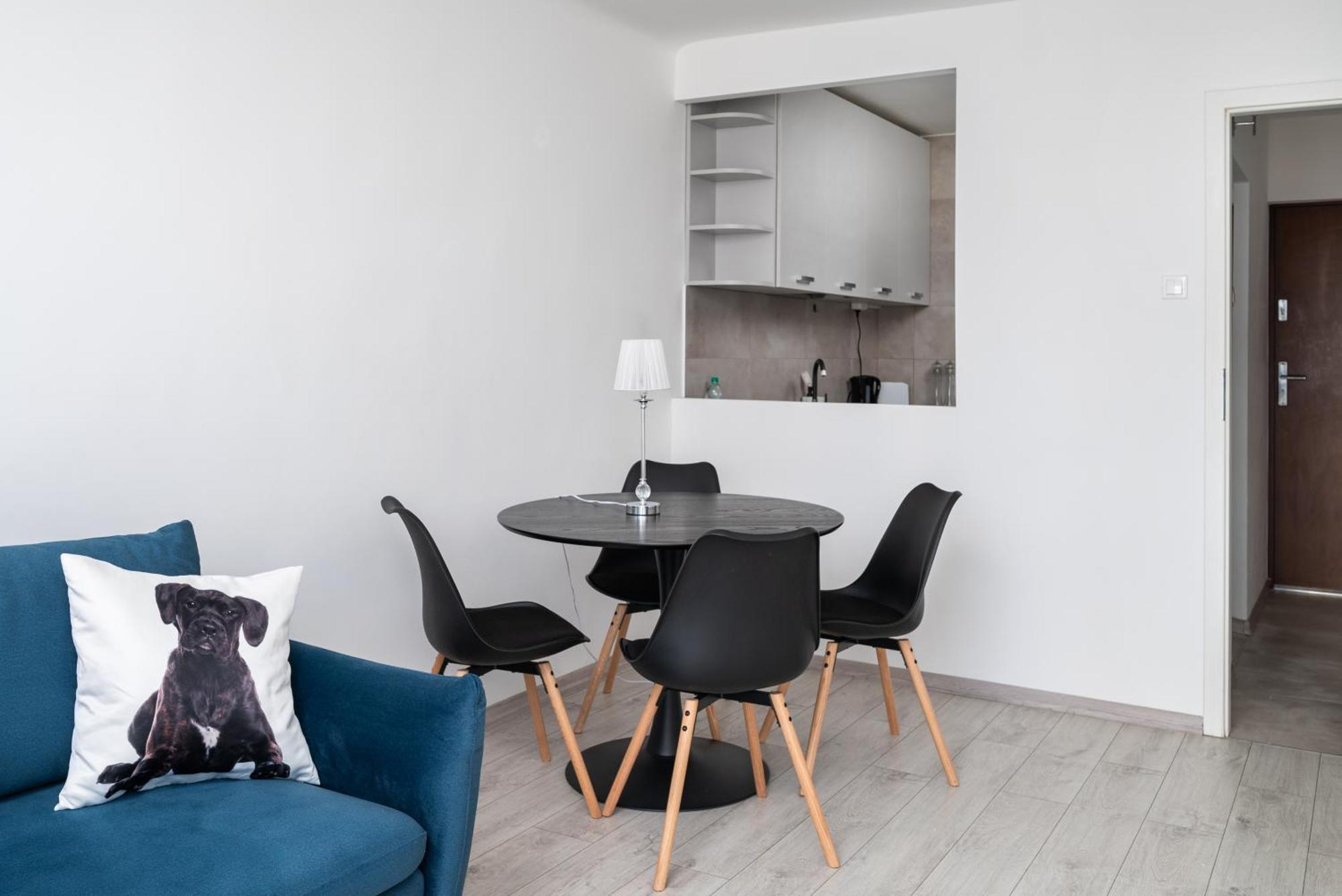ורשה Grzybowska Blue City Centre Apartment מראה חיצוני תמונה